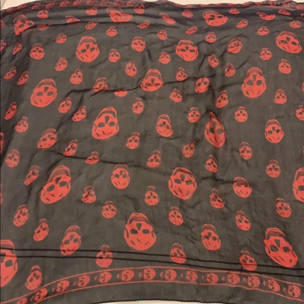 Alexander McQueen scarf